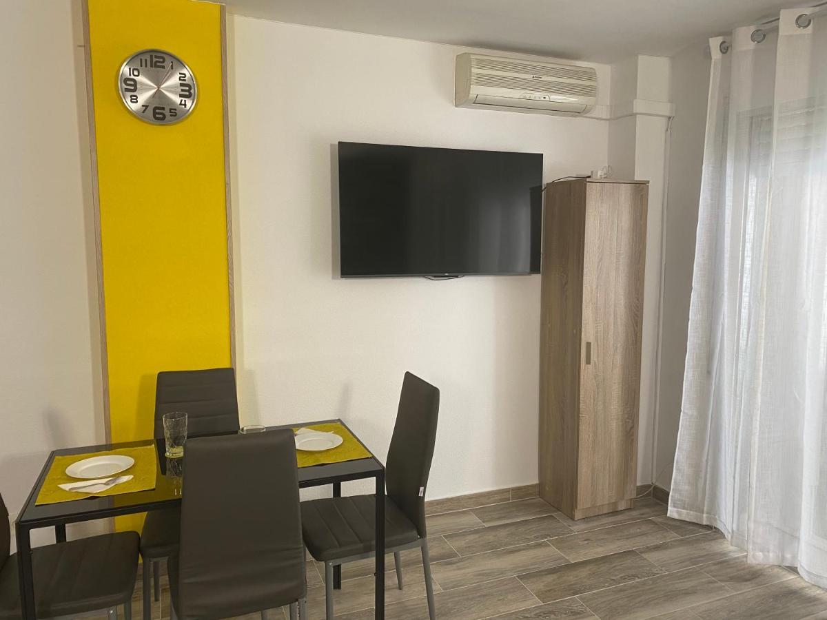 Enzo 150m Playa Appartement